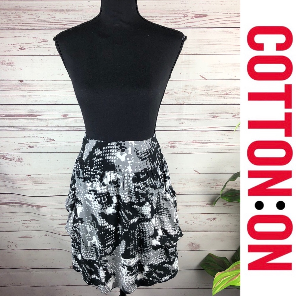 COTTON ON Petal Pocket Cotton Skirt NWT